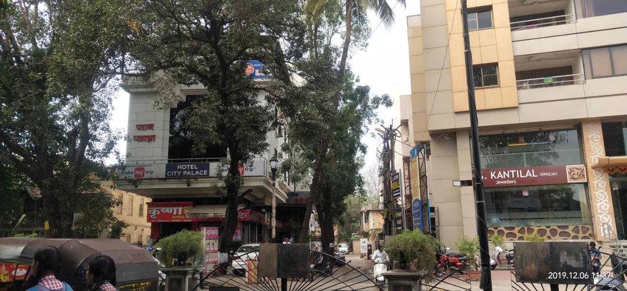 City Palace Hotel होटल सिटी पैलेस Nāsik Eksteriør bilde