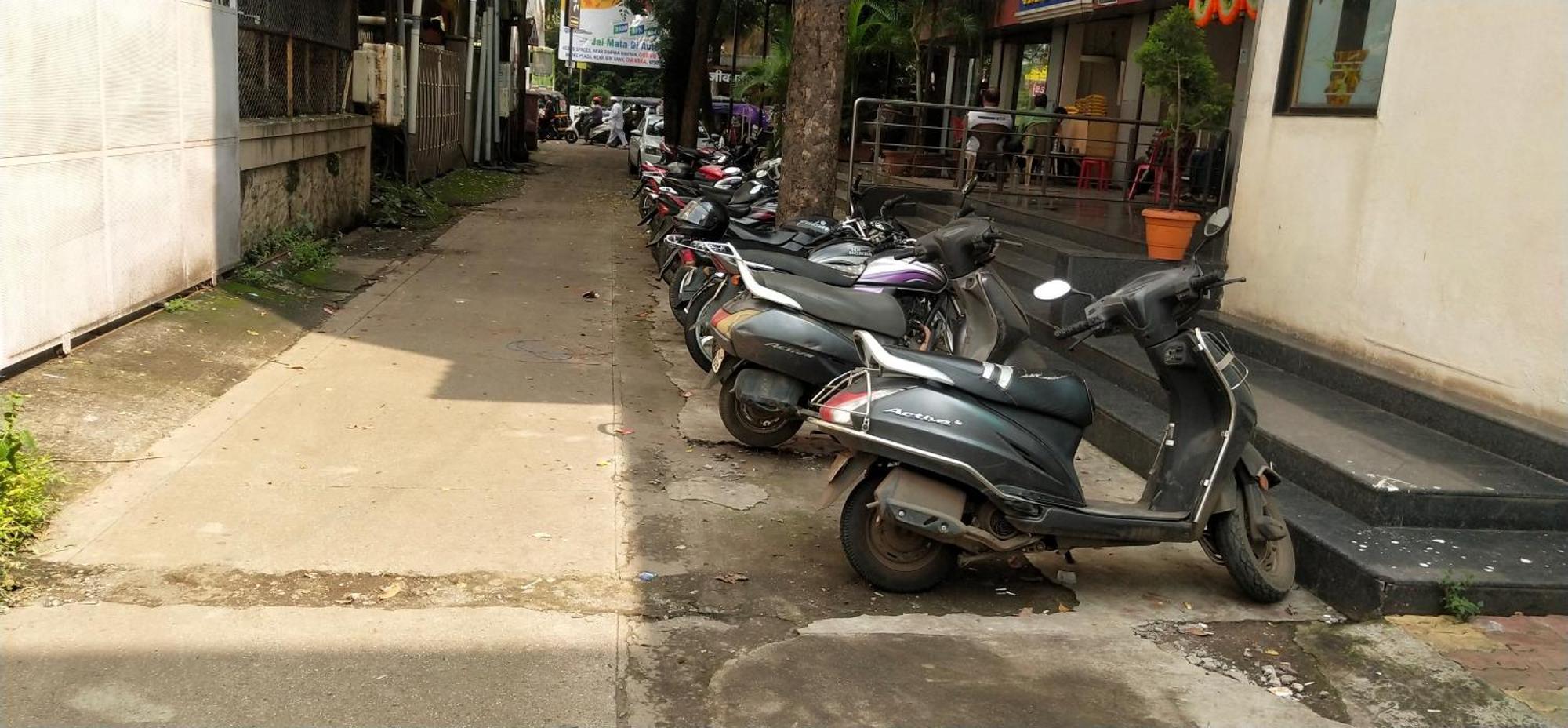 City Palace Hotel होटल सिटी पैलेस Nāsik Eksteriør bilde