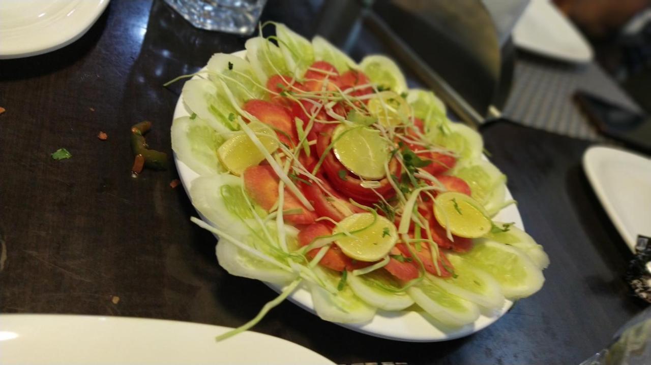 City Palace Hotel होटल सिटी पैलेस Nāsik Eksteriør bilde