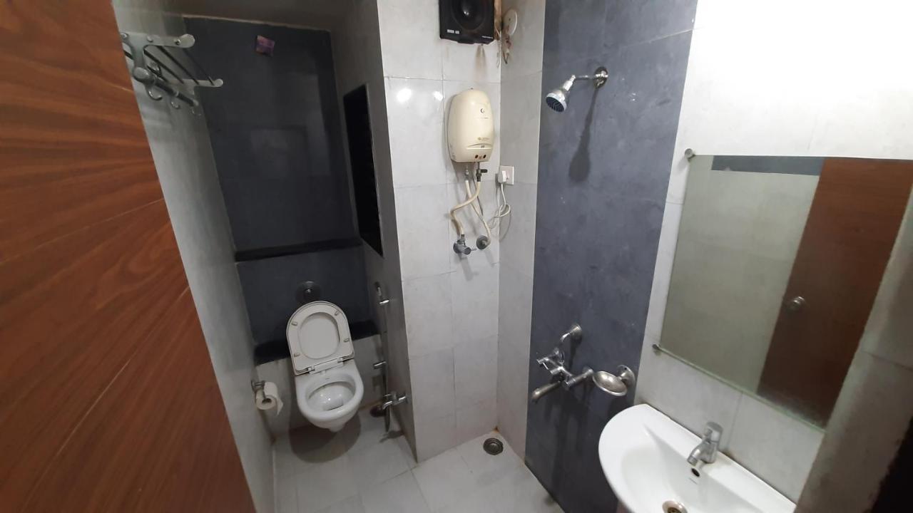 City Palace Hotel होटल सिटी पैलेस Nāsik Eksteriør bilde